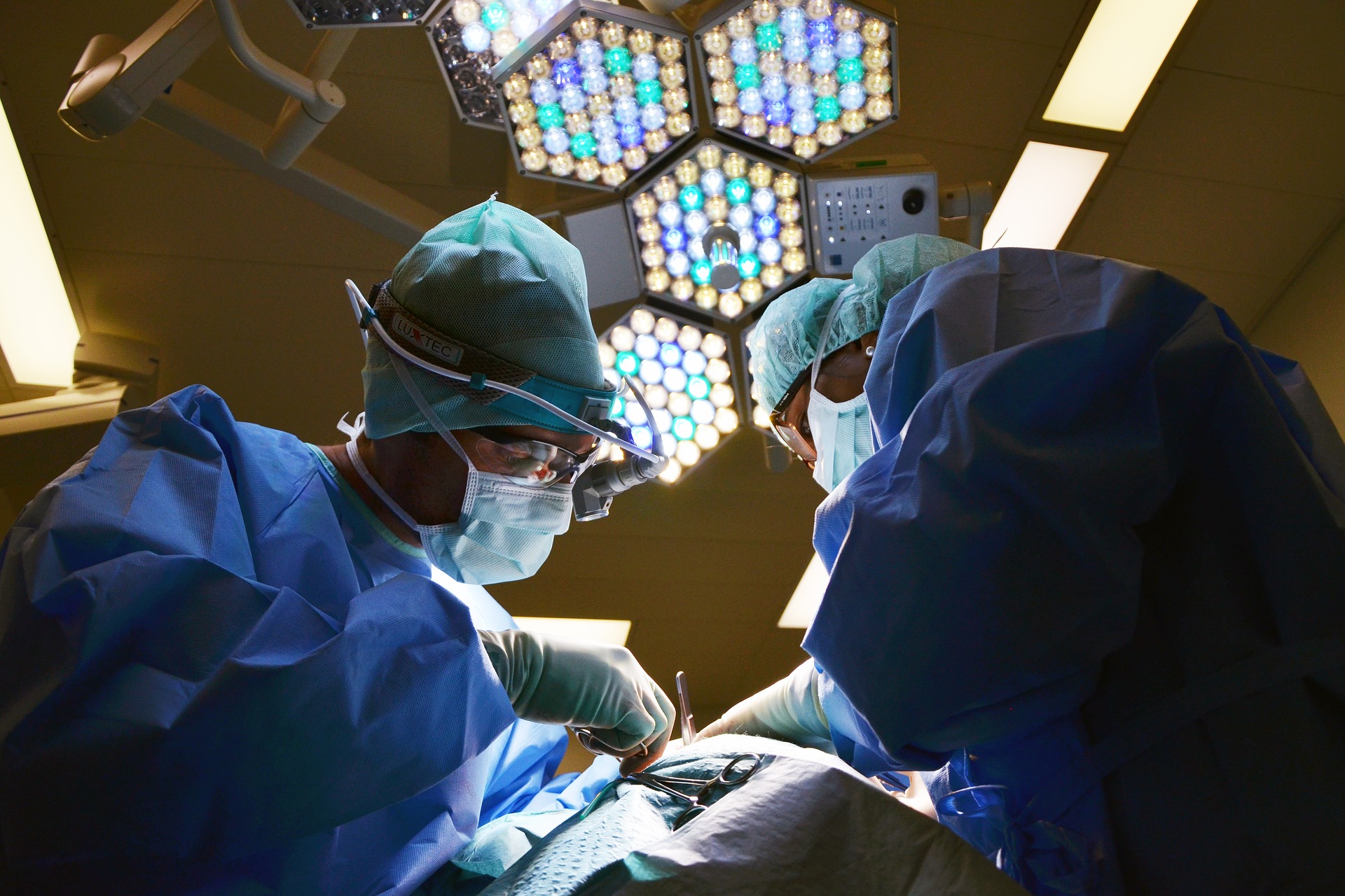 Chirurgia d’urgenza, cento interventi nei primi settanta giorni