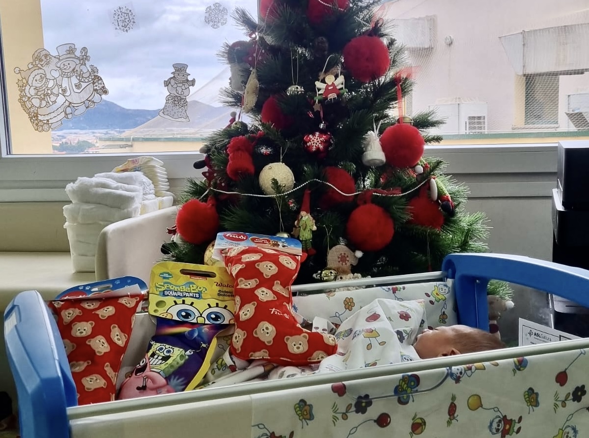 In Pediatria è arrivata la Befana: doni per i piccoli pazienti