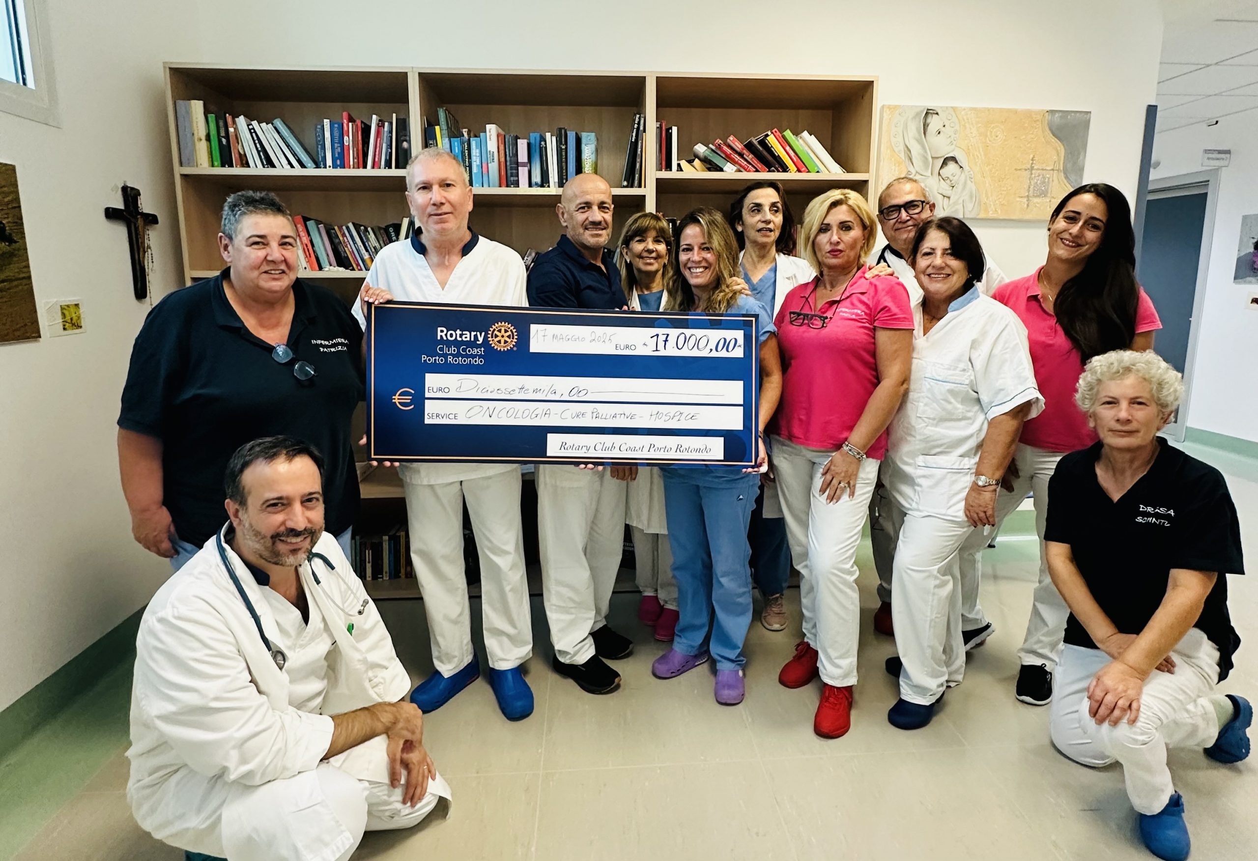Oncologia, maxi donazione del Rotary Club Coast Porto Rotondo Oncologia, maxi donazione del Rotary Club Coast Porto Rotondo